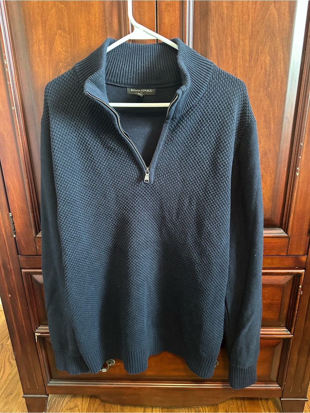 Banana Republic Men's Navy Blue 1/4 Zip Sweater